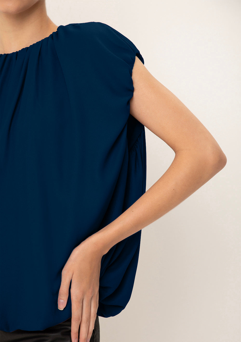 Blusa Suelta Escote Redondo Sin Mangas