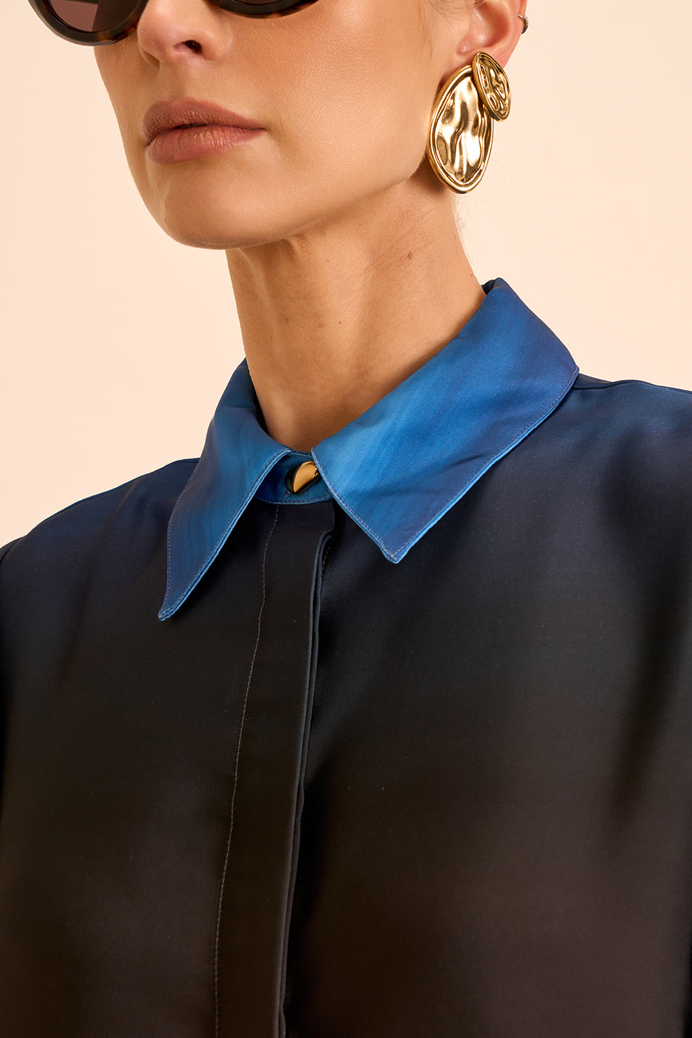 Camisa Suelta Cuello Clásico Mangas Largas
