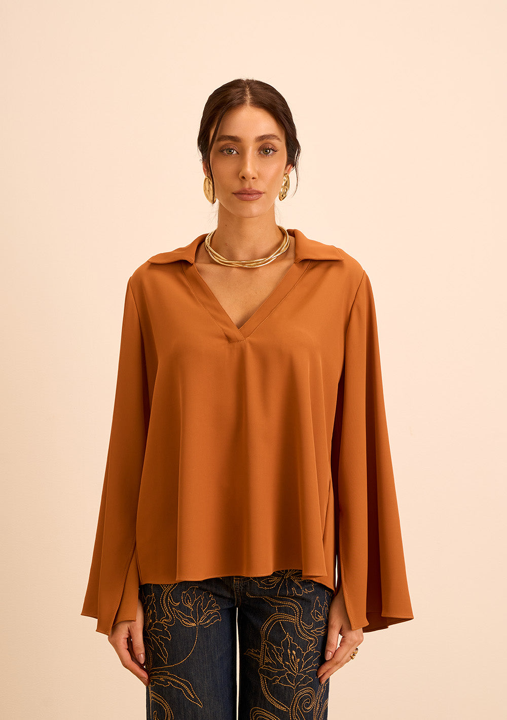 Blusa Suelta Cuello Polo Mangas Largas