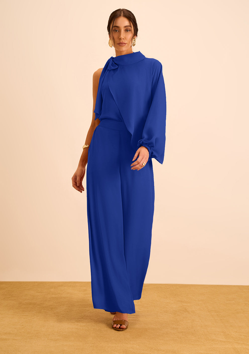 Blusa Suelta Cuello Alto Mangas Largas
