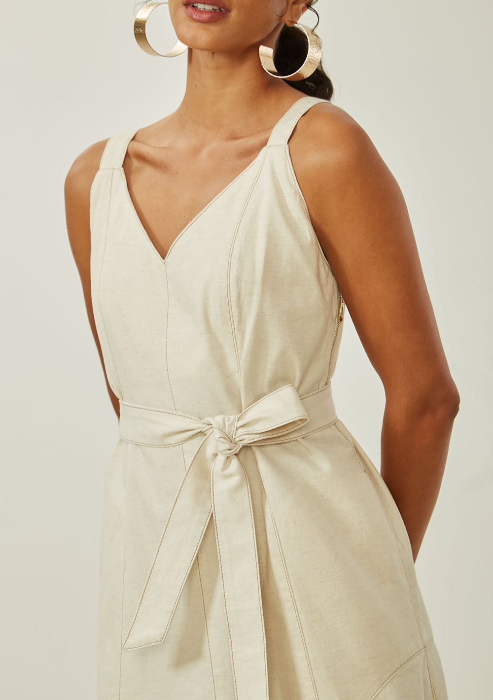 Vestido Suelto Escote en V Sin Mangas Midi
