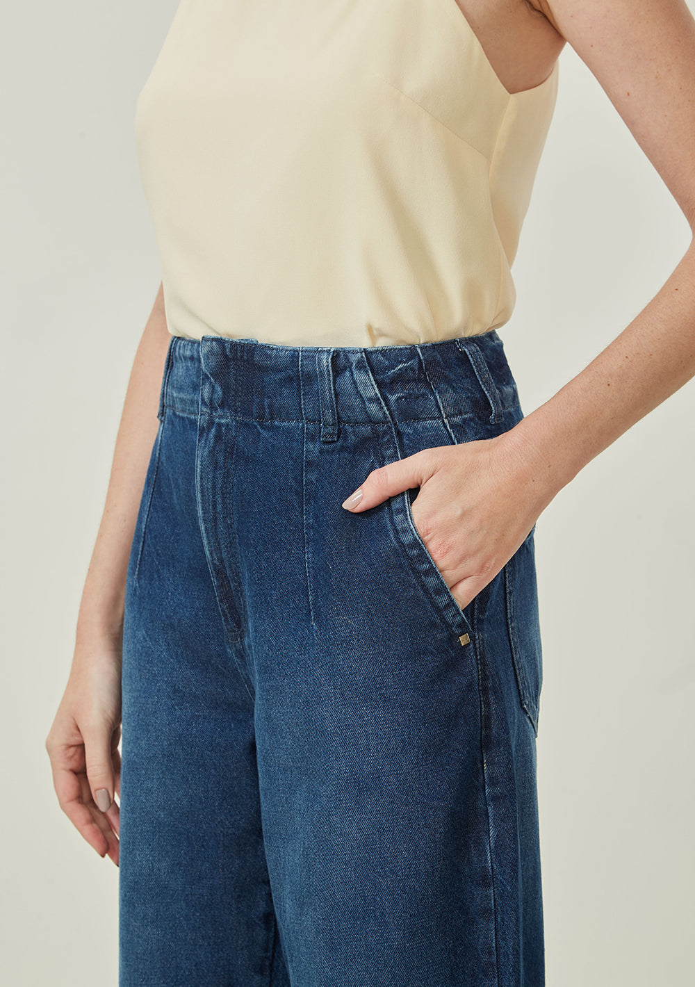 Pantalón Mom Tiro Alto