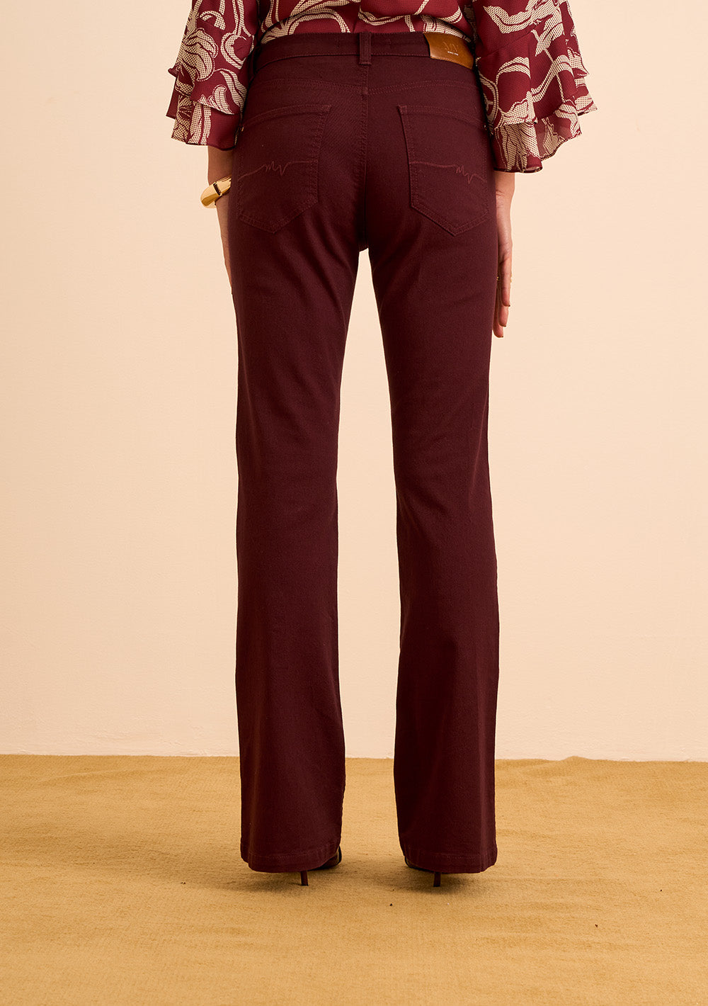 Jeans Bootcut Tiro Alto