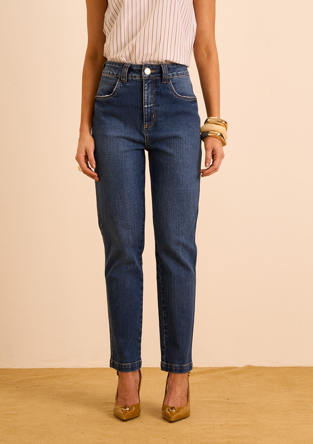 Jeans Mom Tiro Alto