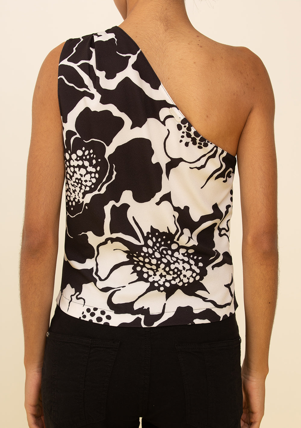 Camisilla Ajustada De Un Solo Hombro