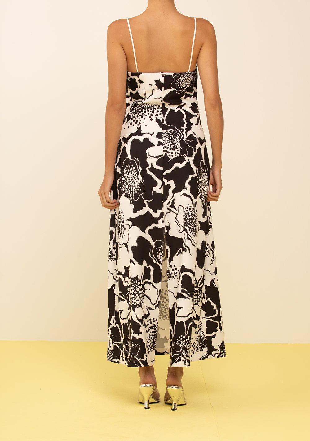 Vestido Suelto Escote Recto Con Tirantes Largo