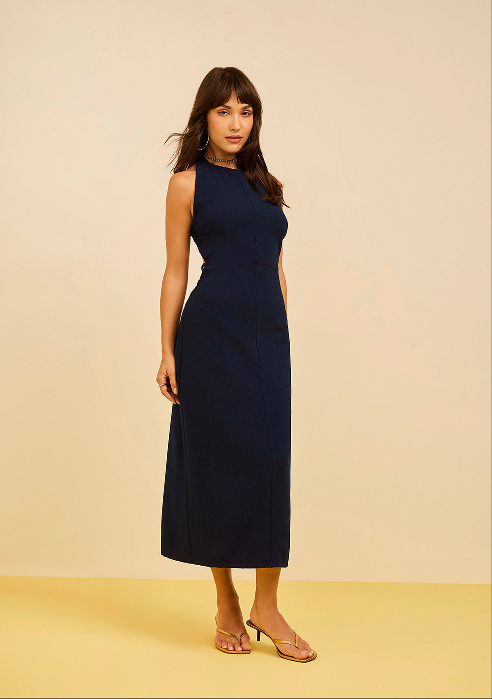 Vestido Midi Ajustado Escote Redondo Sin Mangas