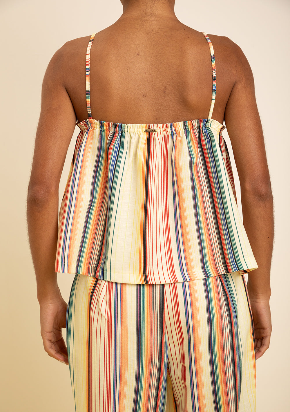 Regata Suelta Escote Cuadrado