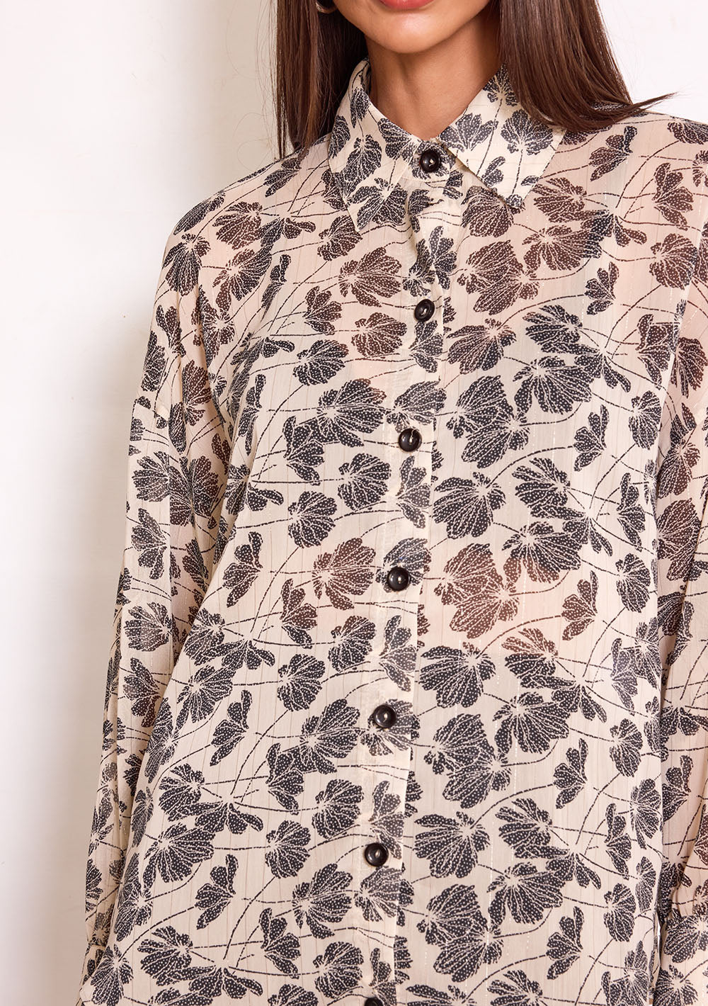 Camisa Larga Suelta Cuello Tradicional Mangas Largas