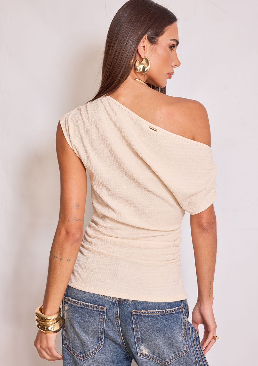 Blusa Ajustada Cuello Redondo sin Tirantes