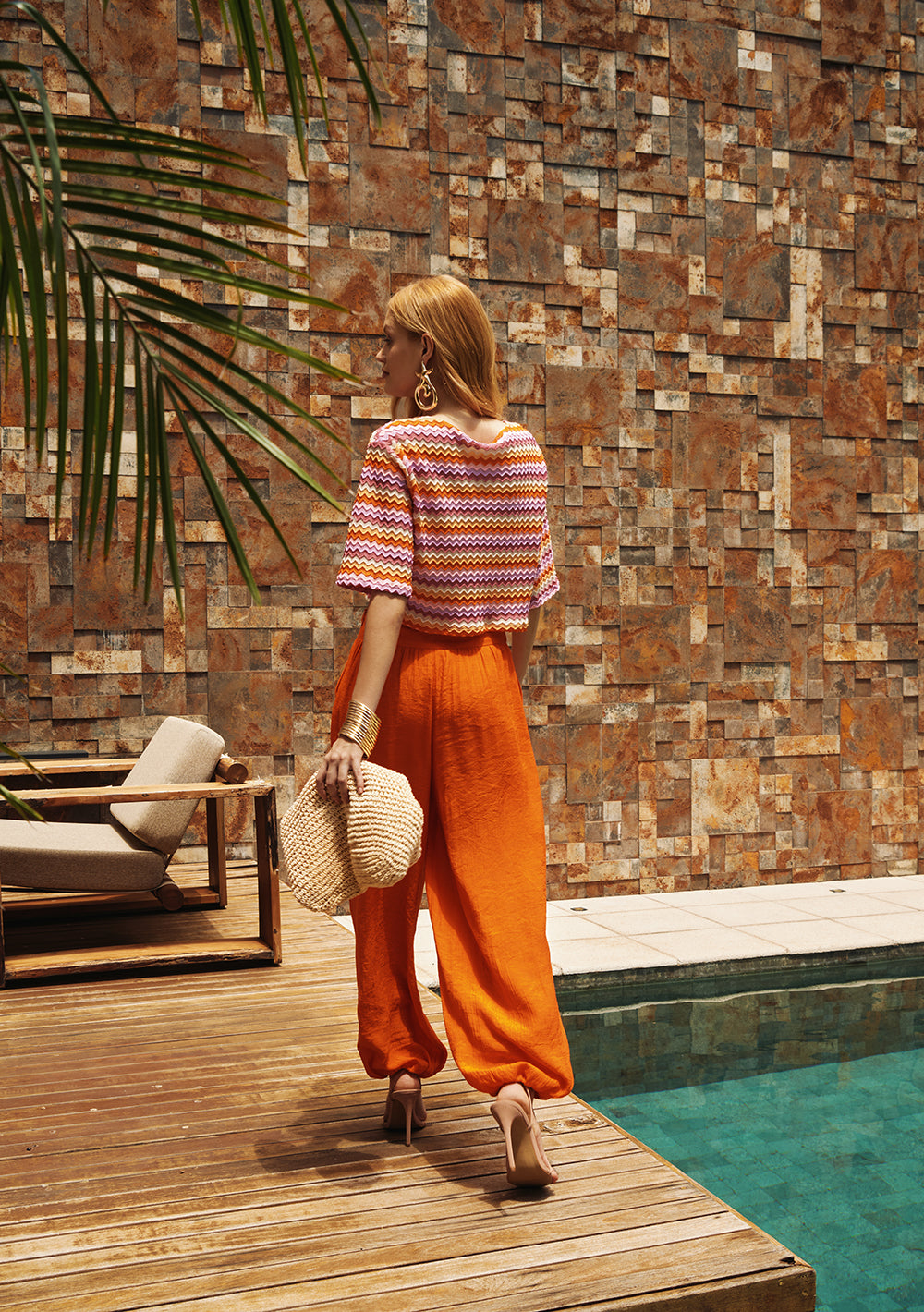 Blusa Cropped Suelta Escote Barco Mangas Cortas