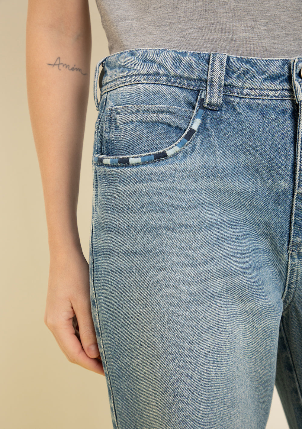 Jeans Recto Tiro Medio