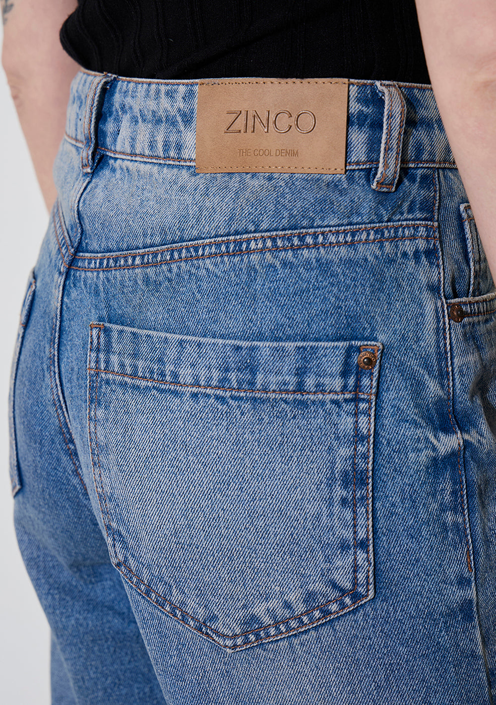 Pantalón Jeans Recto Tiro Alto