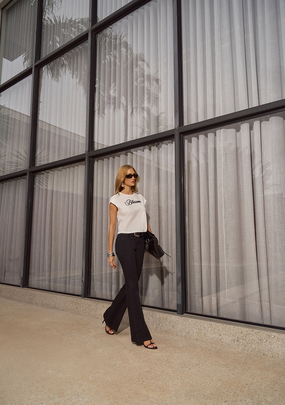 Jeans Flare Tiro Medio