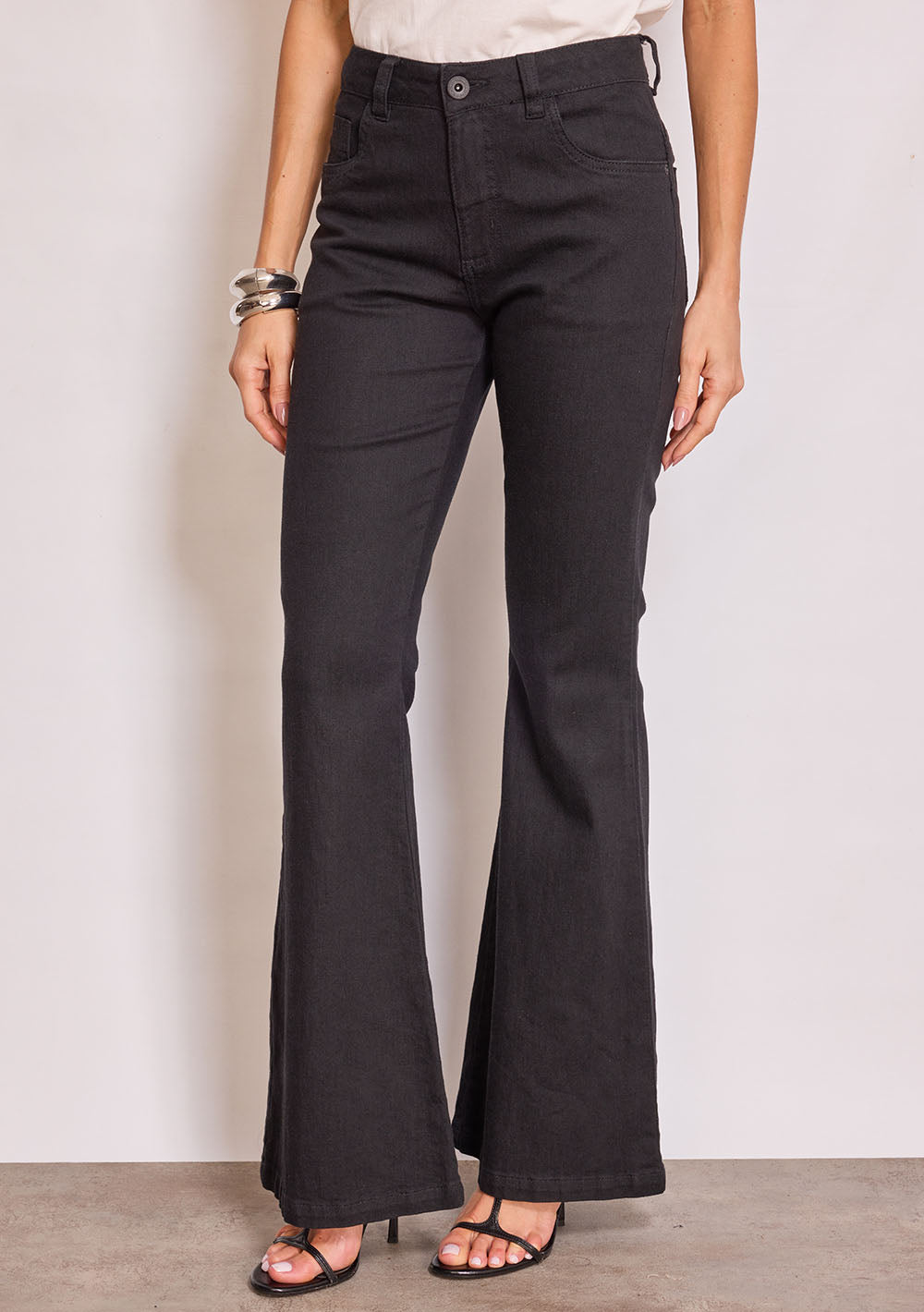 Jeans Flare Tiro Medio