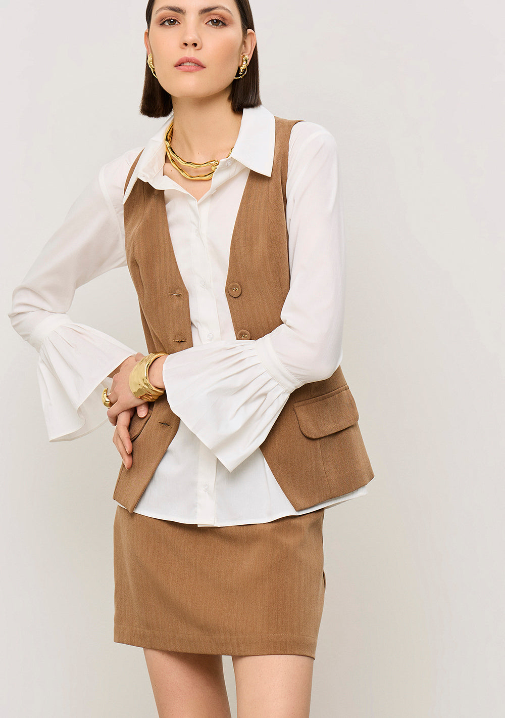 Camisa Ajustada Cuello Tradicional Mangas Largas