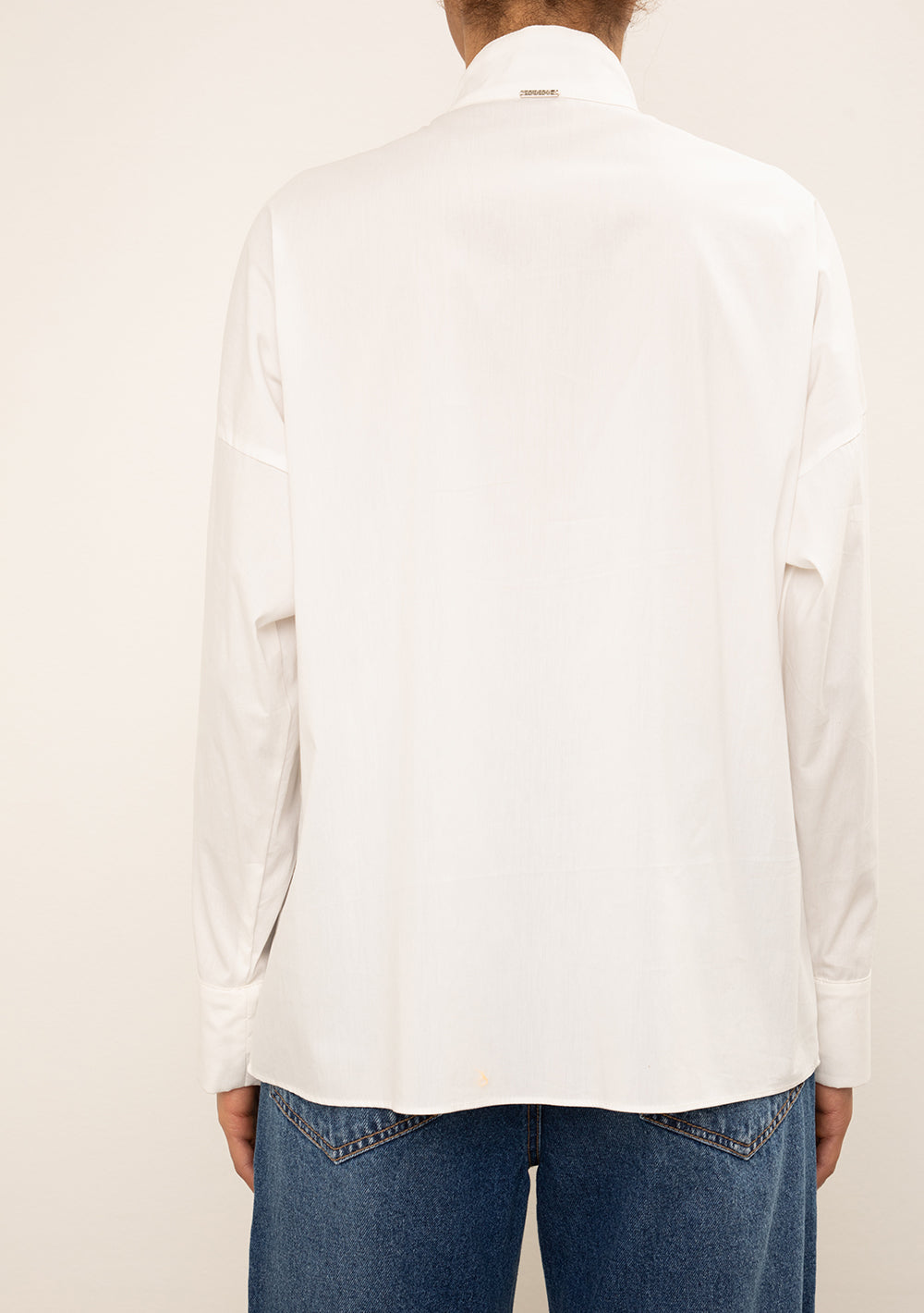Camisa Suelta Cuello Alto Mangas Largas
