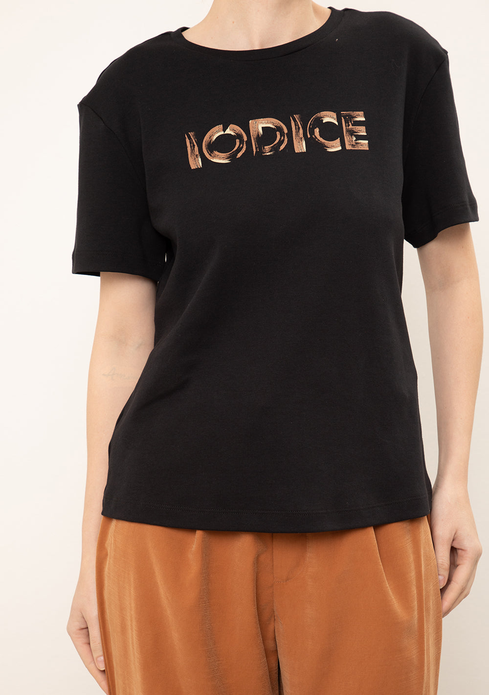 Camiseta Suelta Escote Redondo Mangas Cortas