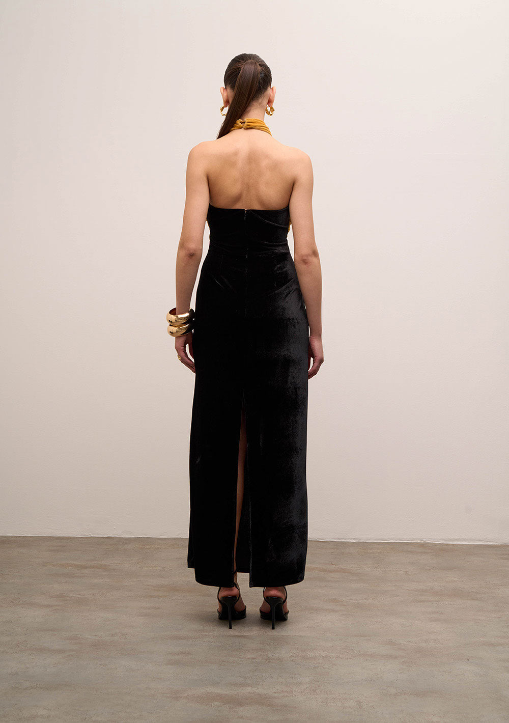 Vestido Largo Ajustado Escote Cruzado sin Mangas