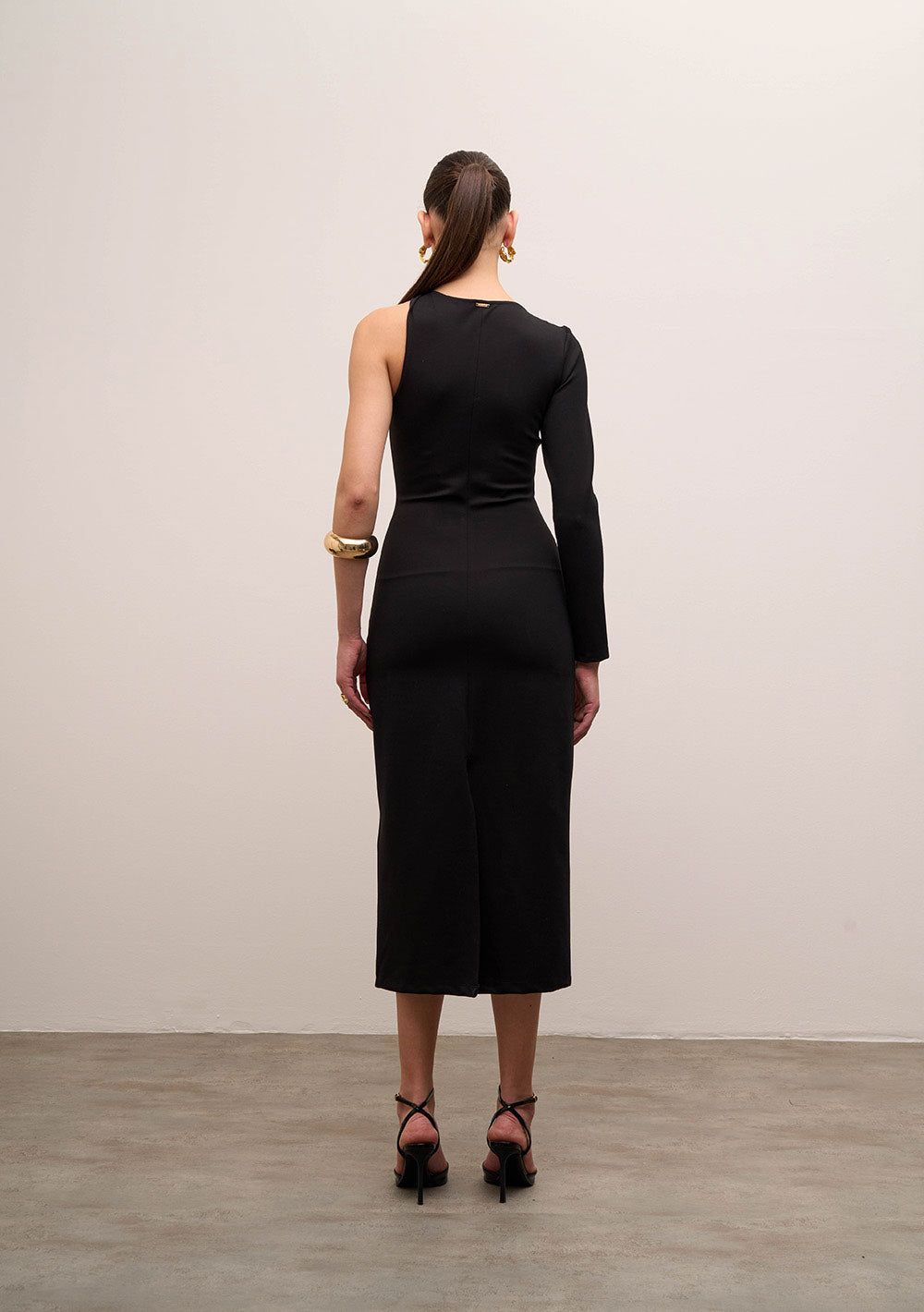 Vestido Midi Ajustado de Un Hombro Manga Larga