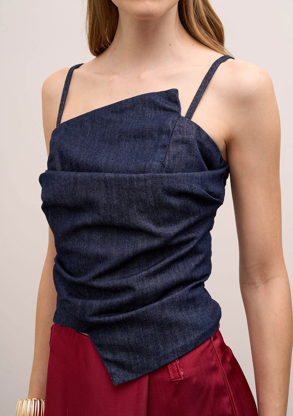 Blusa Strapless Ajustada Escote Recto