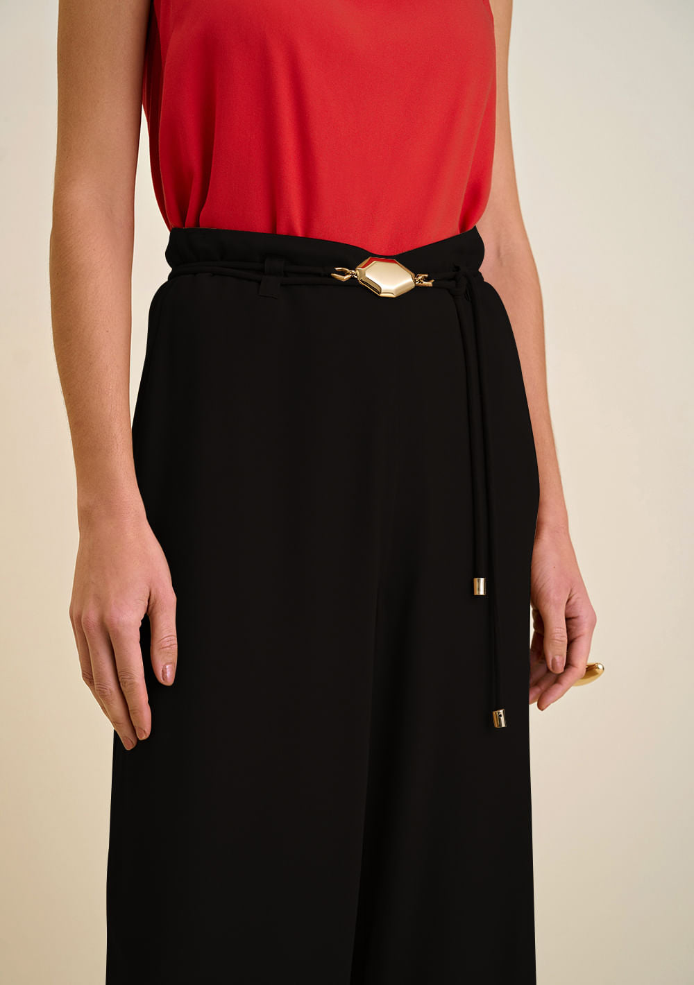 Pantalón Recto Tiro Alto Con Cinto