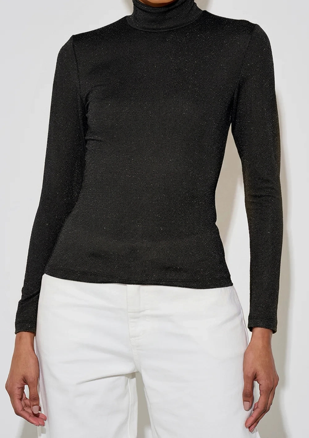 Blusa Ajustada Cuello Alto Mangas Largas