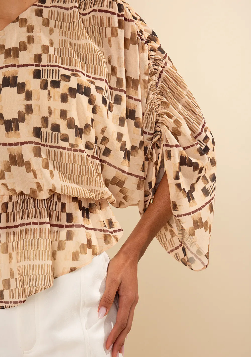 Blusa Ajustada De Un Solo Hombro Mangas 3 Cuartos