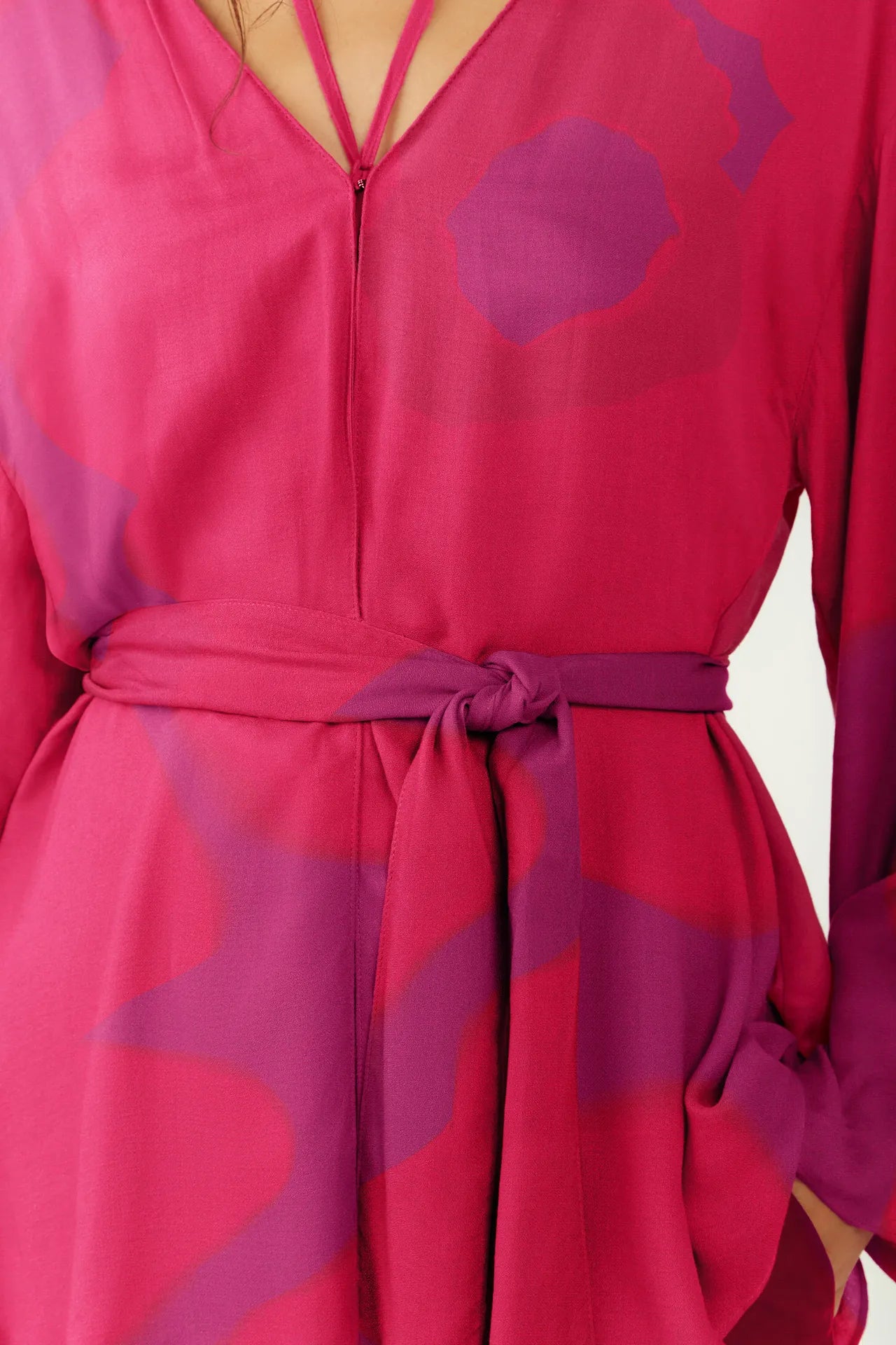 Blusa Suelta Escote en V Mangas Largas