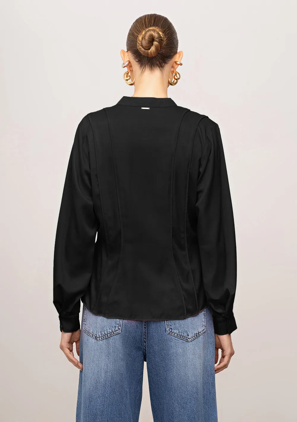 Camisa Ajustada Cuello Mao Mangas Largas