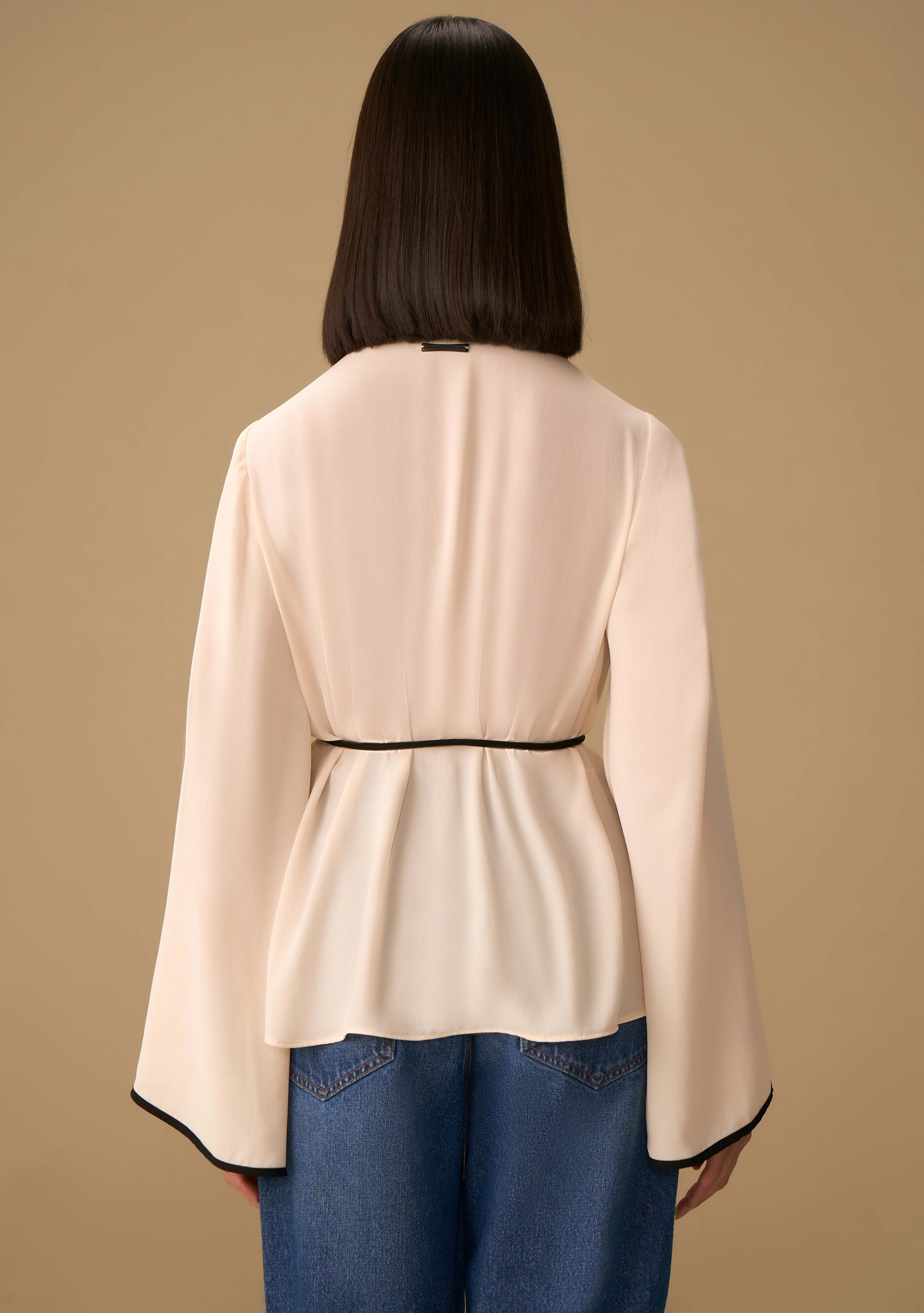Camisa Suelta Cuello Clásico Mangas Largas