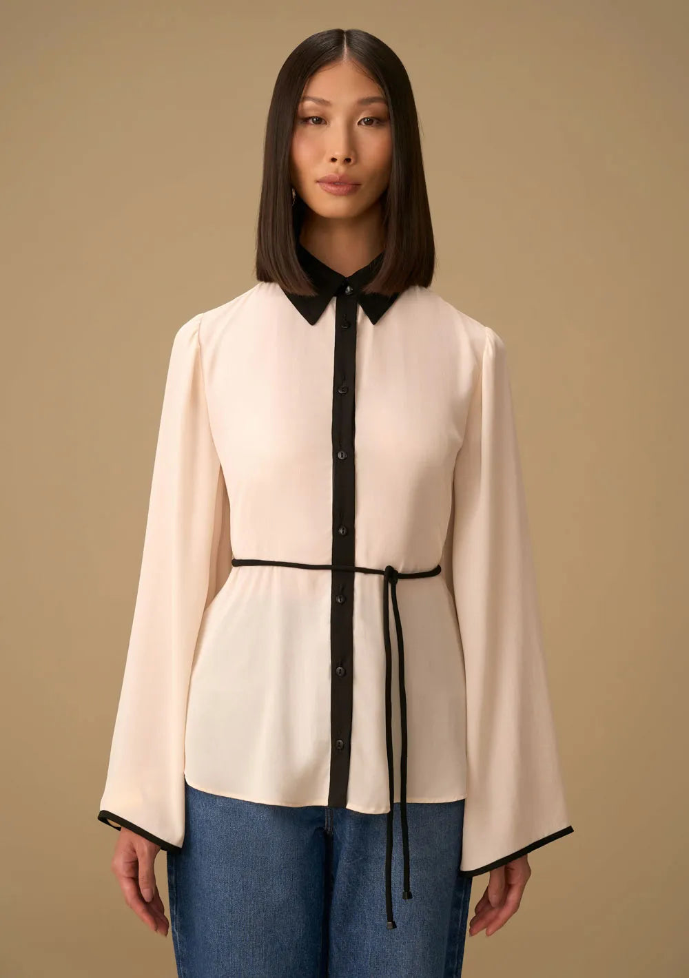Camisa Suelta Cuello Clásico Mangas Largas