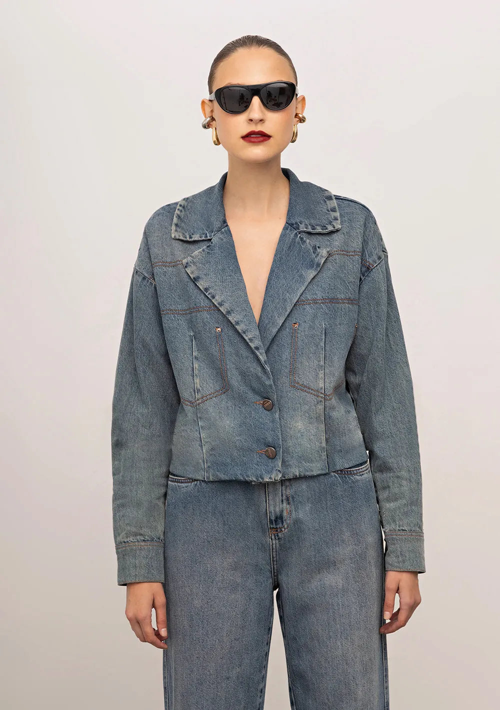 Jaqueta Suelta Mangas Largas Cropped