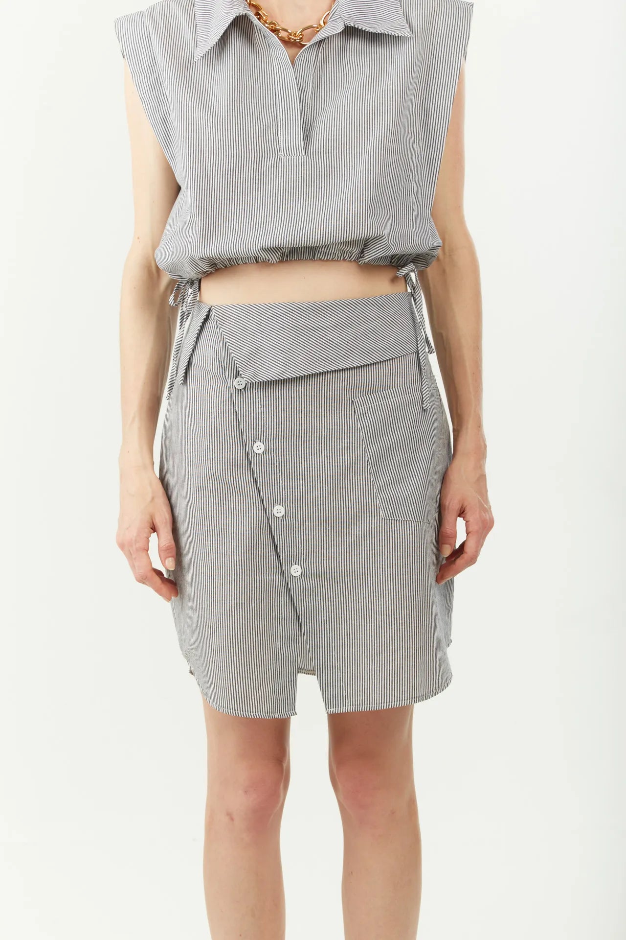 Pollera Recta Tiro Alto Corta