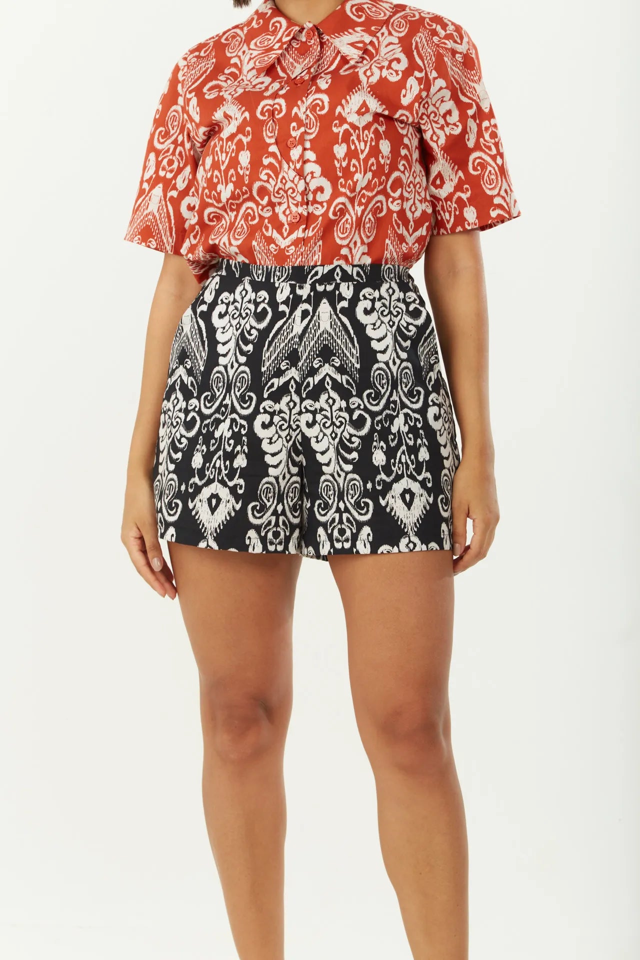 Shorts Rectos Tiro Alto