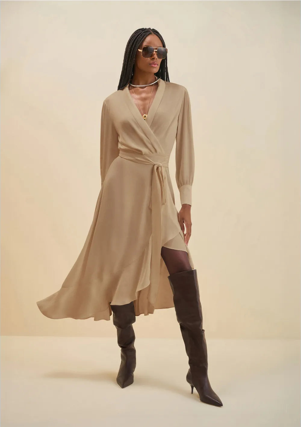 Vestido Suelto Escote Cruzado Mangas Largas Midi