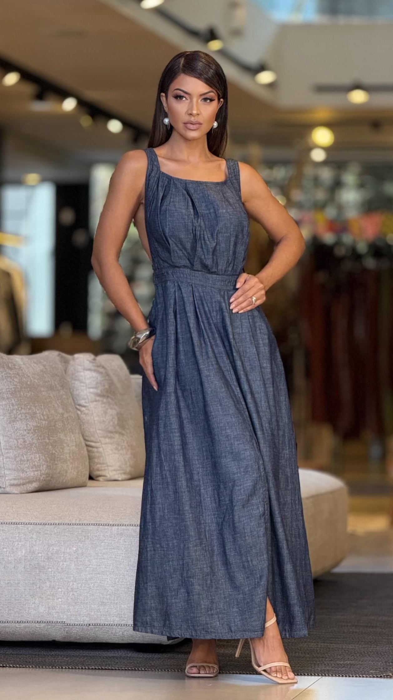 Vestido Suelto Escote Recto Sin Mangas Midi