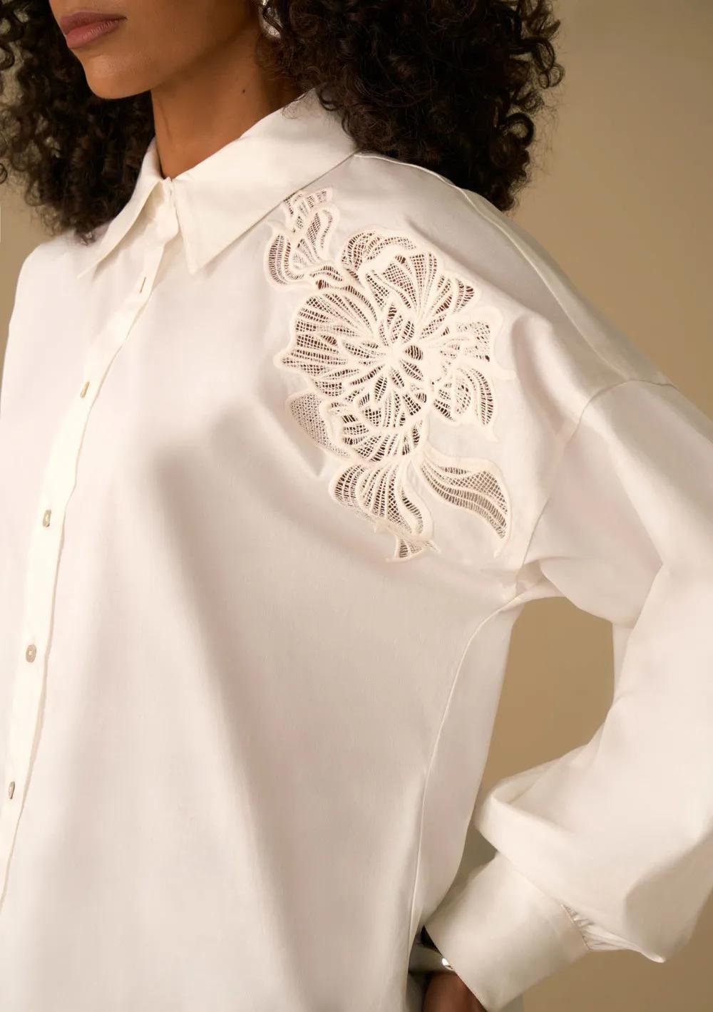 Camisa Oversized Cuello Clásico Mangas Largas